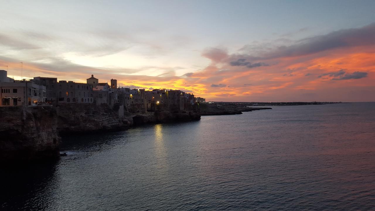 D'Aragona 56 Bed & Breakfast Conversano Exterior photo